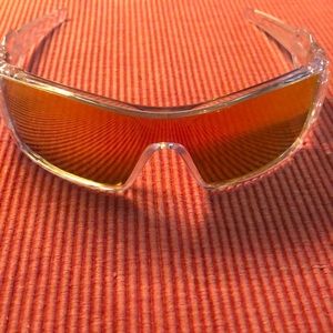 Men’s Oakley “oil rig” sunglasses